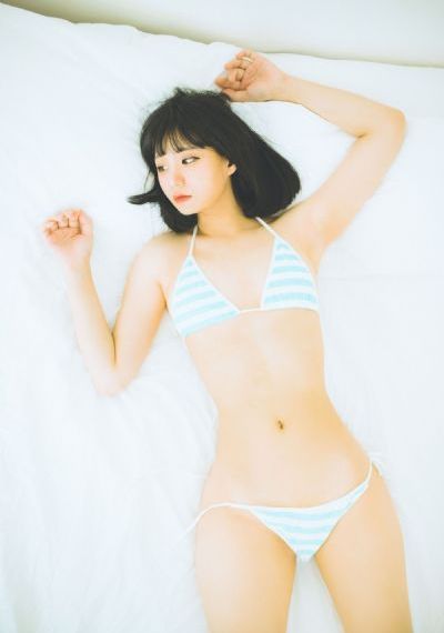 欧美女明星夏季街拍_DVD高清在线观看