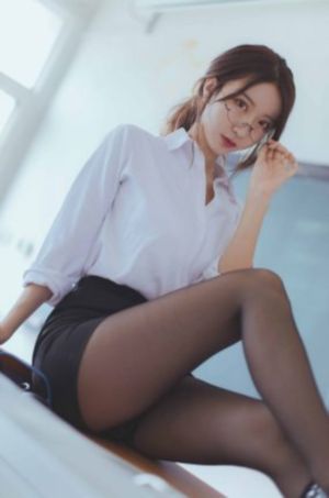 欧美男人化妆_720电影在线观看