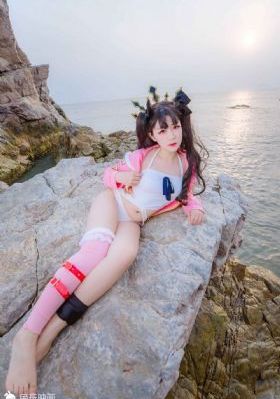 欧美时装女装秀视频_BD韩语在线观看高清