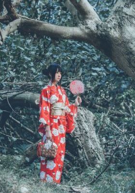 欧美大牌女士凉鞋_HD迅雷电影在线